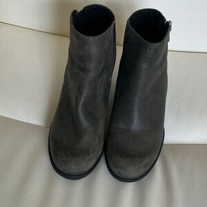 SOREL Joan of Arctic Wedge II Zip Booties,